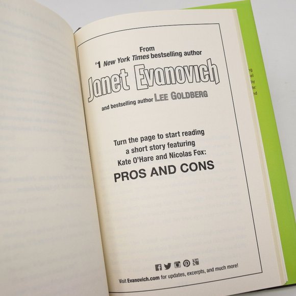 Top Secret Twenty One Janet Evanovich Stephanie Plum Novel Hardcover Dust Jacket - Picture 12 of 12